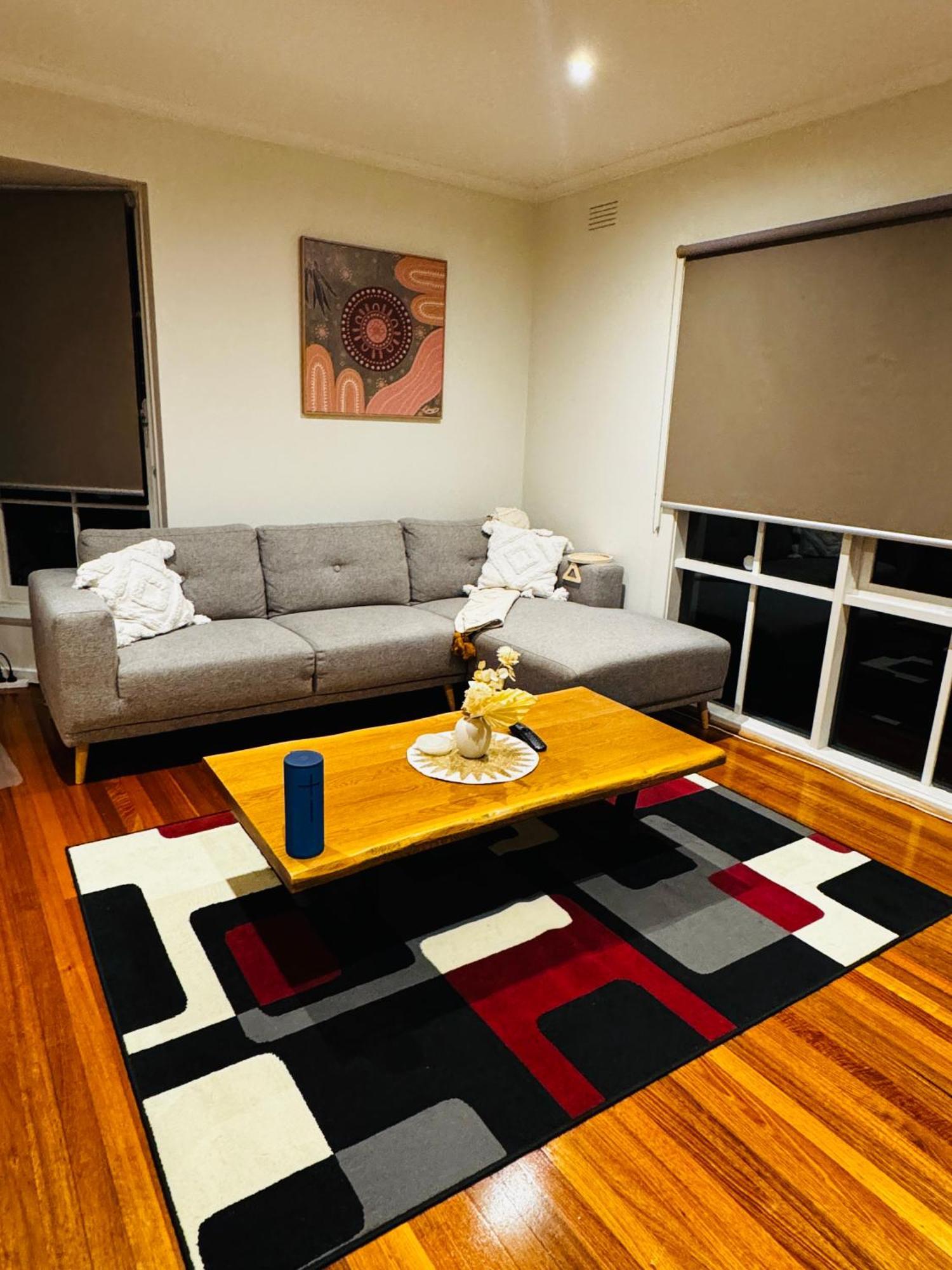 Junction Shared House Homestay *